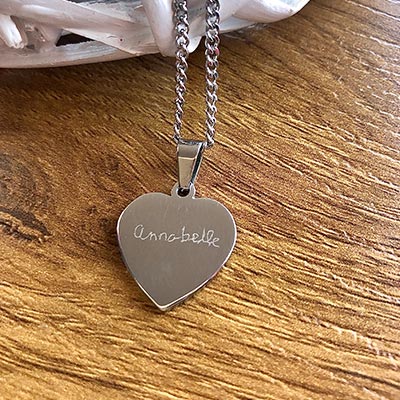 Heart pendant with handwritten message - Image 5