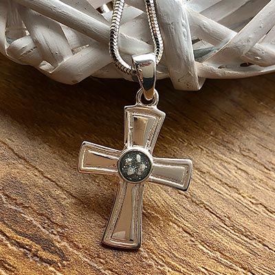 Sterling Silver Cross with Round Setting - Image 3