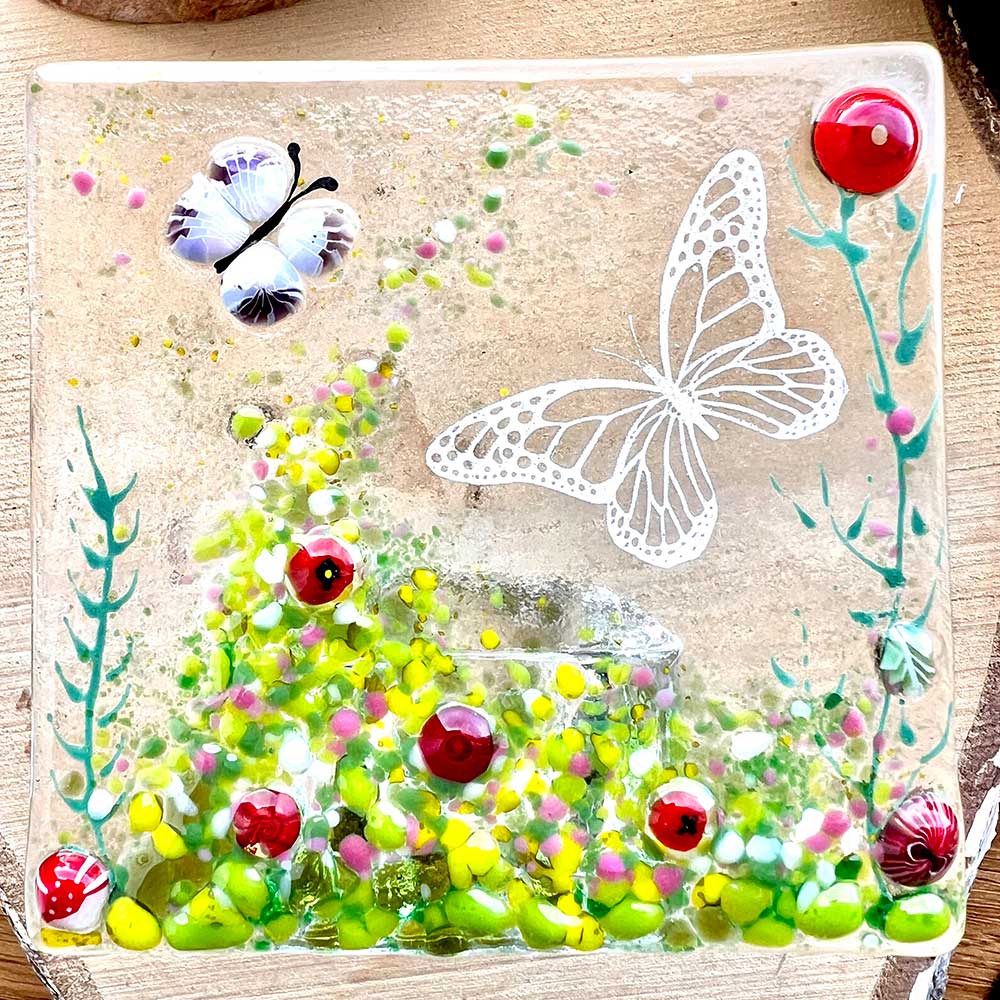 Red Butterfly Tea Light with Murrine Elements - Image 2