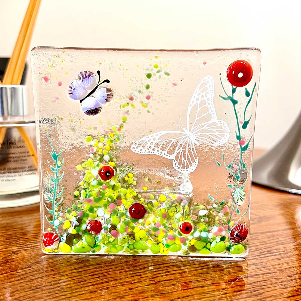 Red Butterfly Tea Light with Murrine Elements - Image 3