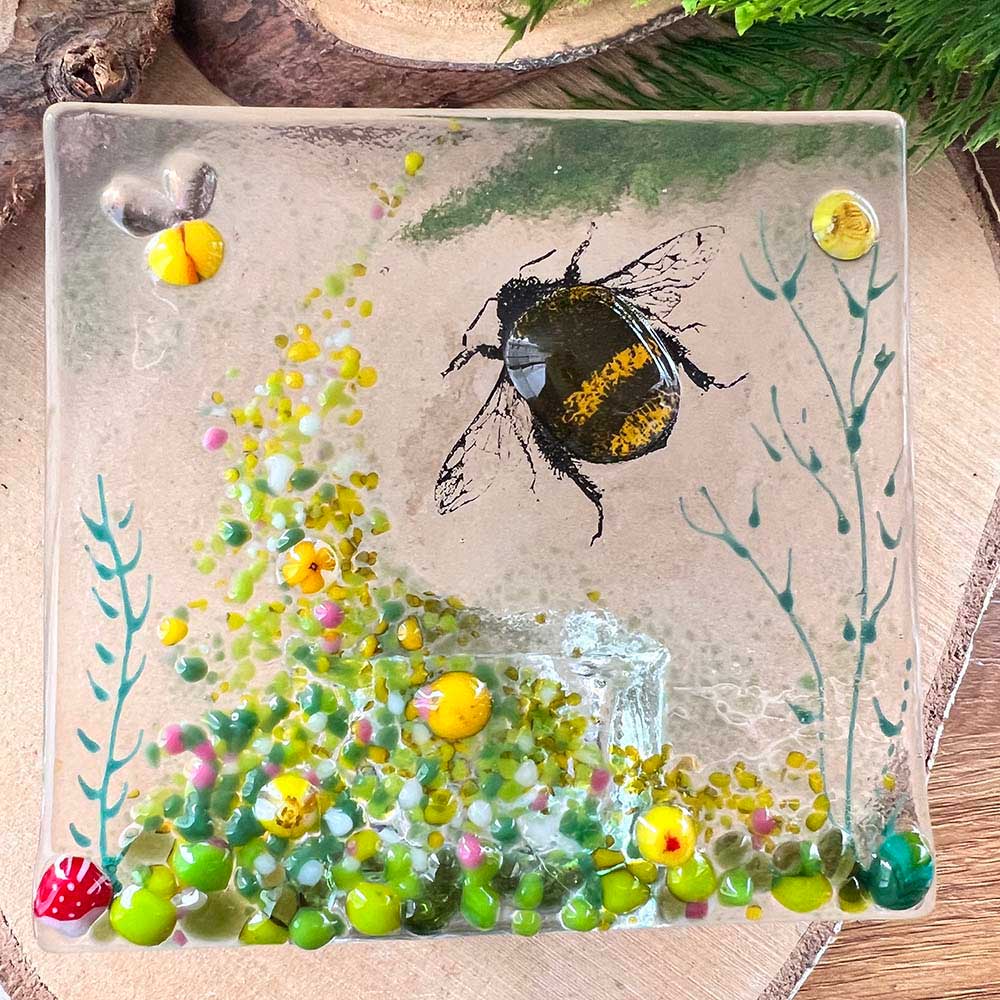 Yellow Bee Tea Light in Flower Garden with Murrine Elements - Image 2