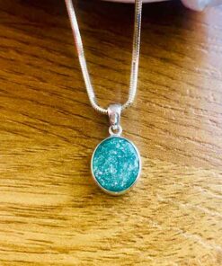 Alternative view of Oval Ashes Pendant