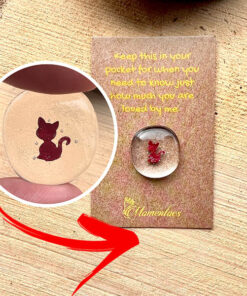 Alternative view of Cat Pocket Pebble