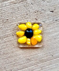 Sunflower Pocket Pebble - Image 4
